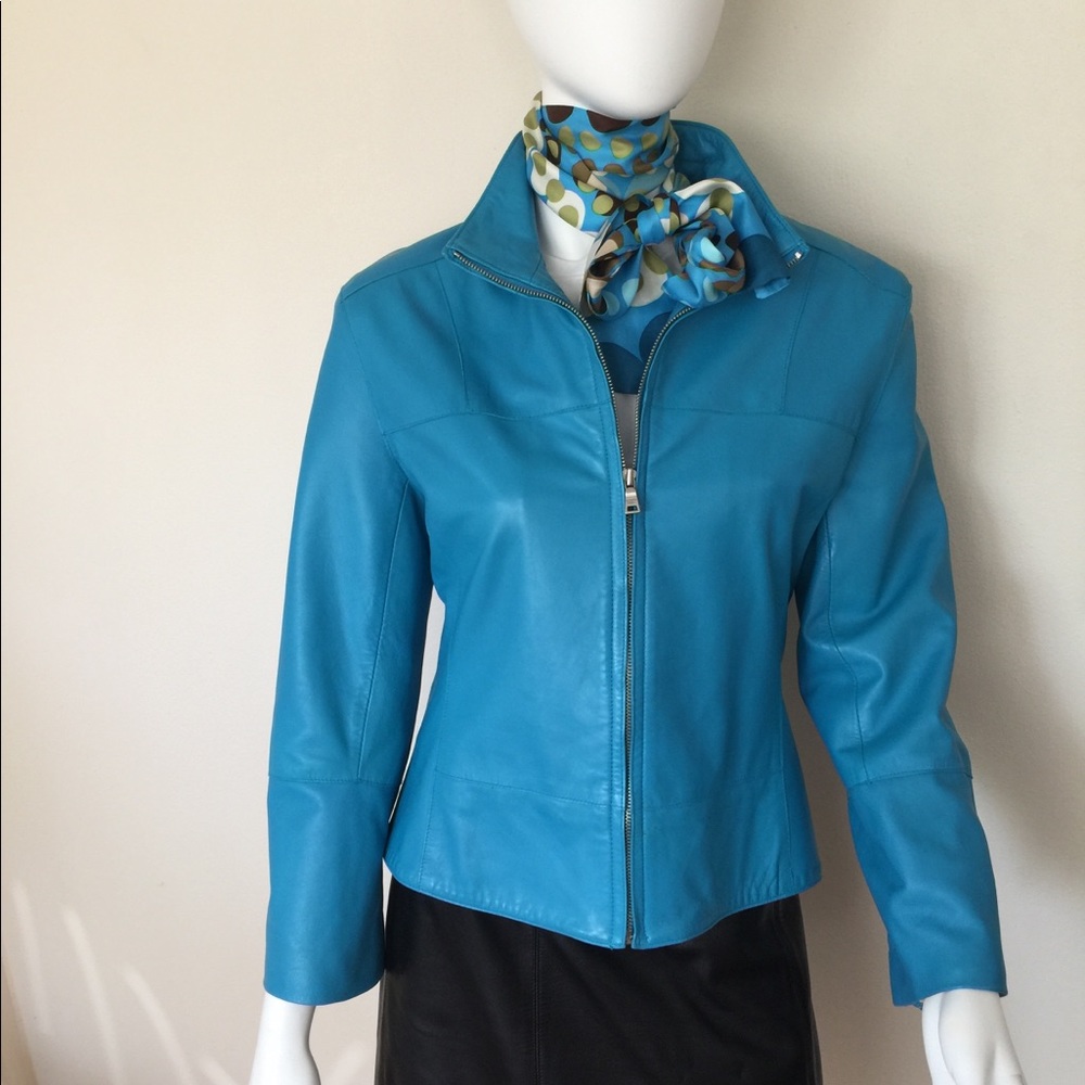 Andrew Marc turquoise leather jacket w/ zip sleeve